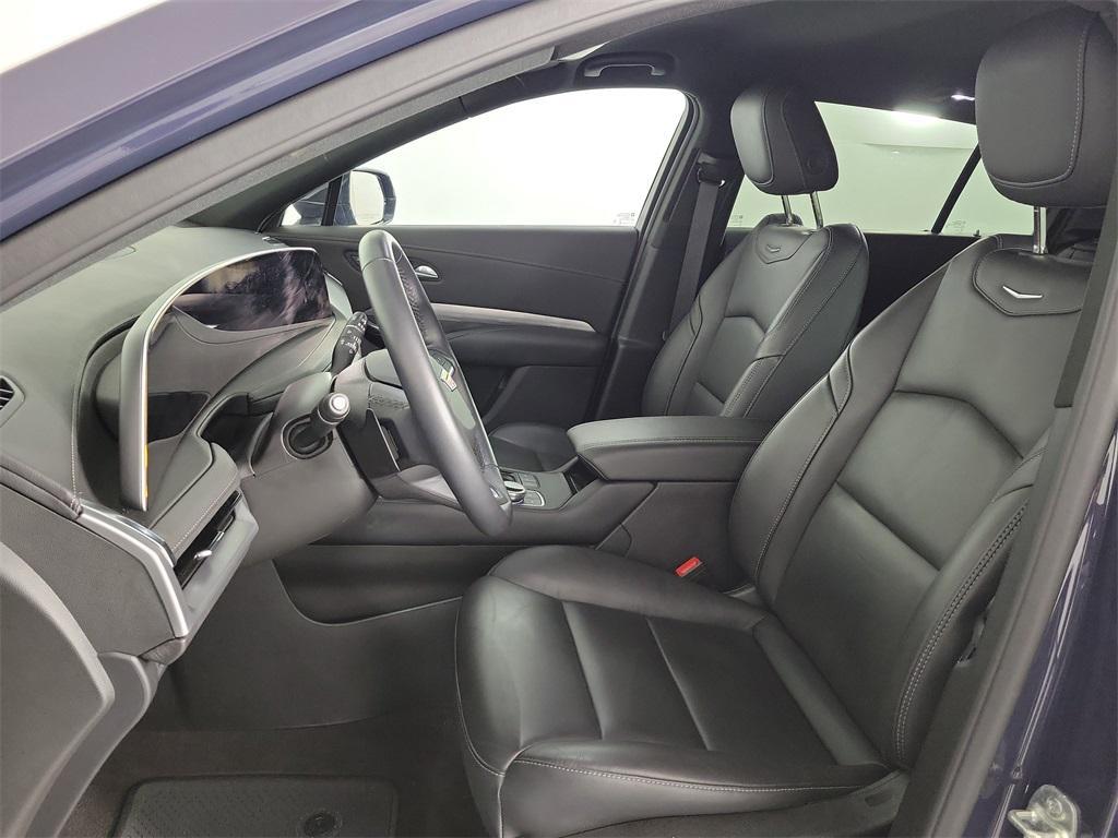 used 2025 Cadillac XT4 car, priced at $37,999