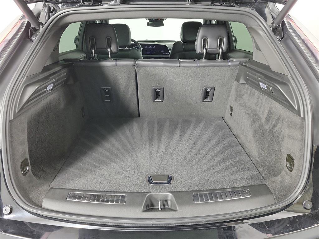 used 2024 Cadillac XT4 car, priced at $38,696