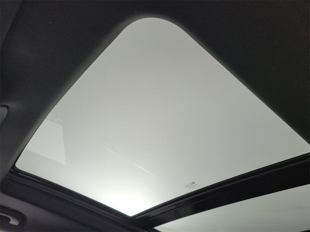 used 2025 Cadillac XT6 car, priced at $43,798