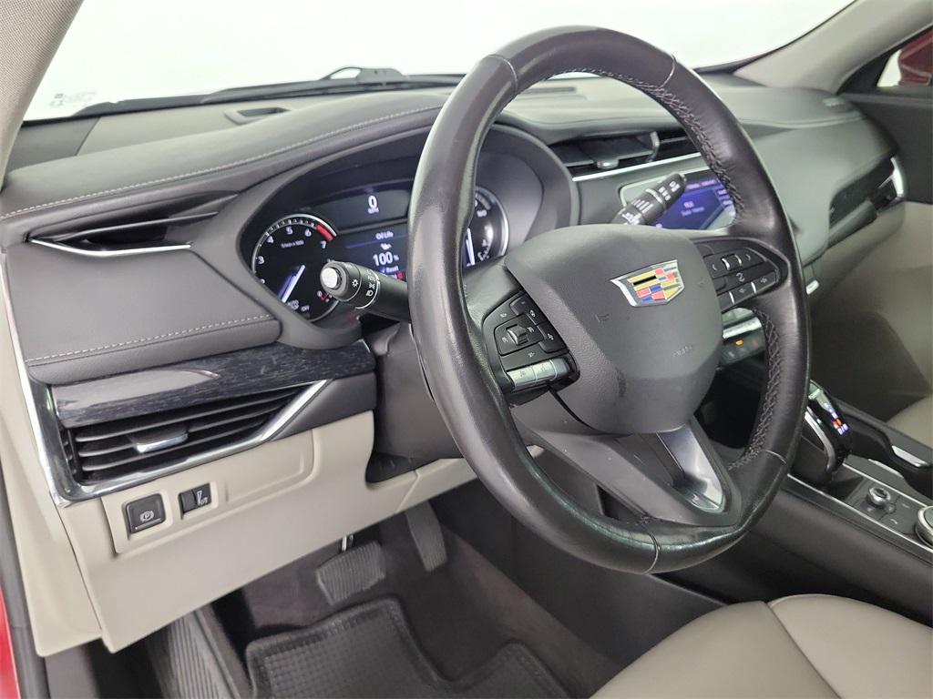 used 2023 Cadillac XT4 car, priced at $24,561