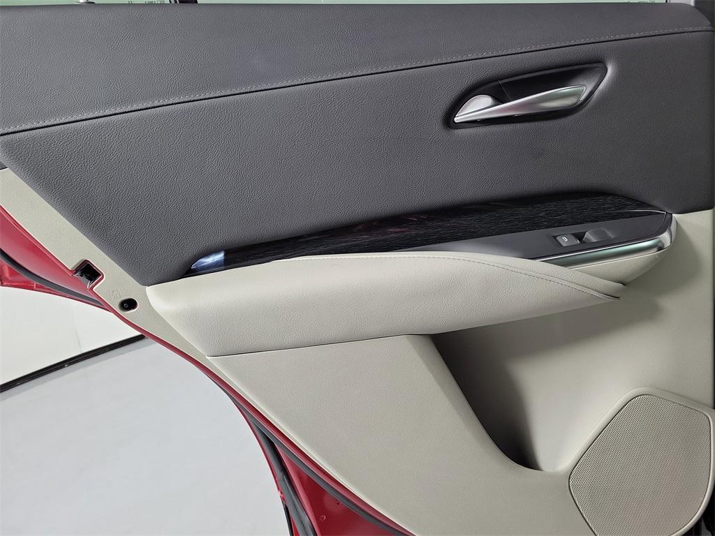 used 2023 Cadillac XT4 car, priced at $24,561