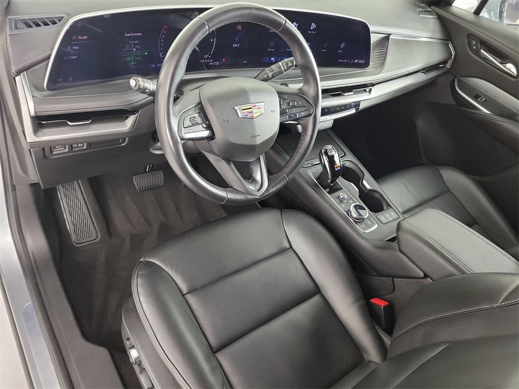 used 2024 Cadillac XT4 car, priced at $30,682