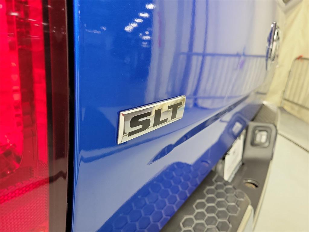 used 2022 Ram 1500 Classic car, priced at $26,999