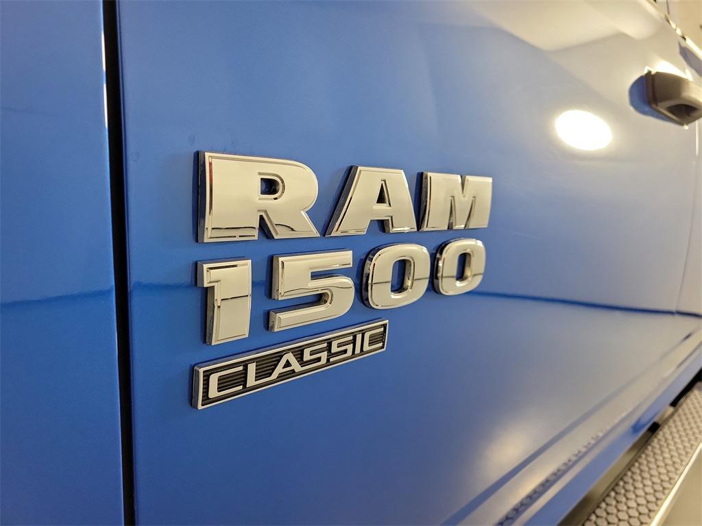 used 2022 Ram 1500 Classic car, priced at $26,999