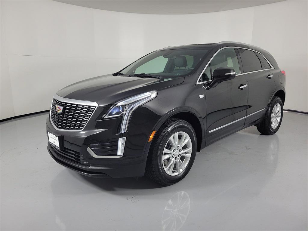 used 2023 Cadillac XT5 car, priced at $28,584