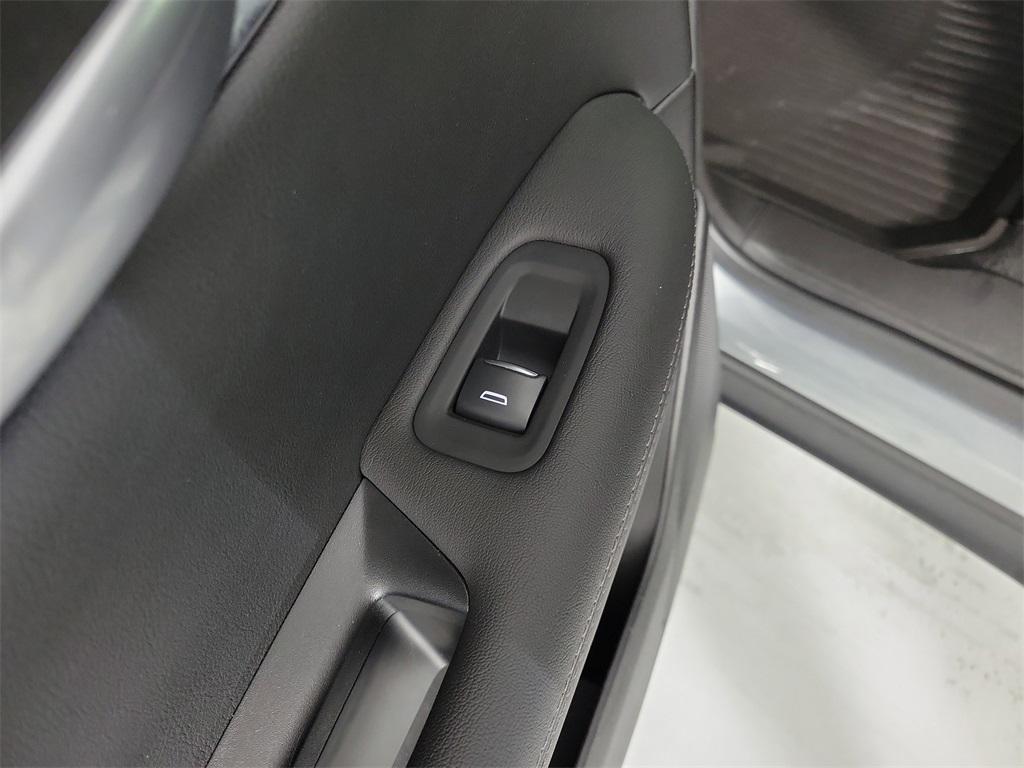 used 2023 Cadillac XT5 car, priced at $30,498