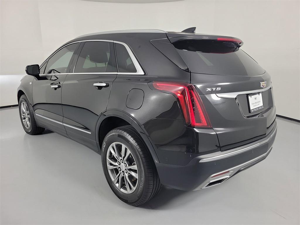 used 2021 Cadillac XT5 car, priced at $24,599