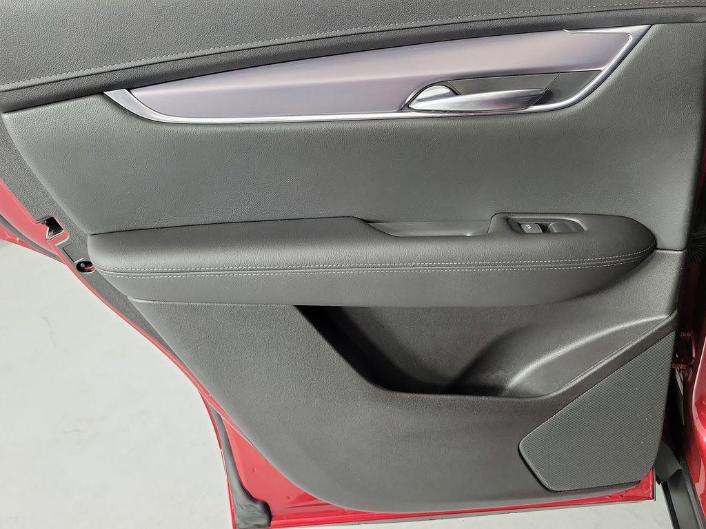 used 2023 Cadillac XT5 car, priced at $28,742
