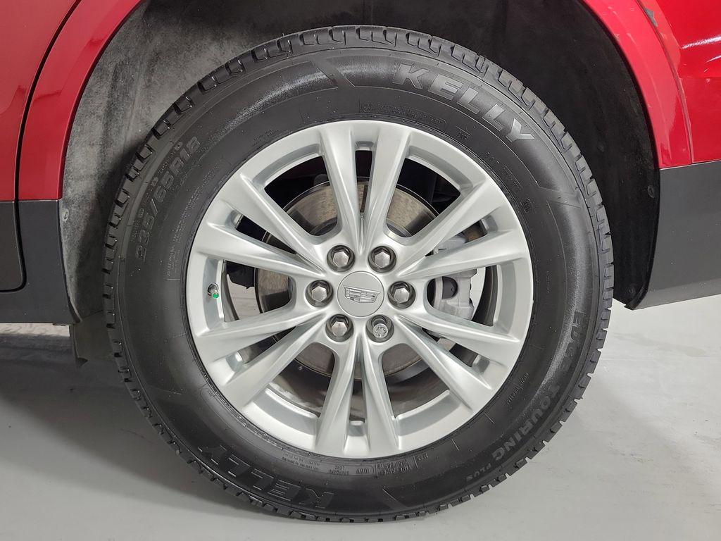 used 2023 Cadillac XT5 car, priced at $28,742