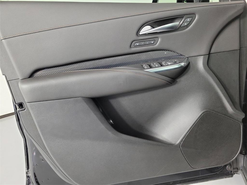 used 2023 Cadillac XT4 car, priced at $31,223