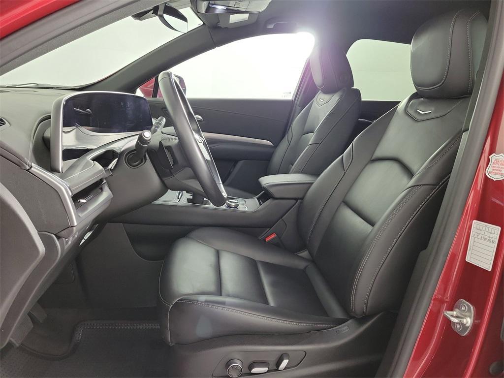 used 2024 Cadillac XT4 car, priced at $33,794