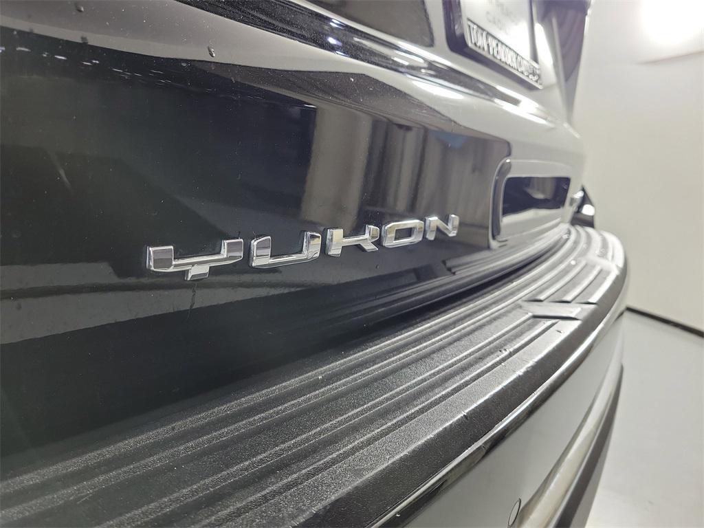 used 2022 GMC Yukon XL car, priced at $49,702