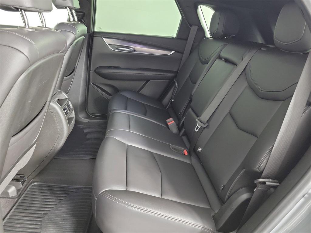 used 2023 Cadillac XT5 car, priced at $31,898