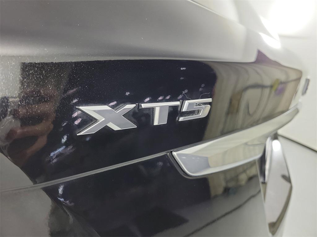 used 2023 Cadillac XT5 car, priced at $31,953
