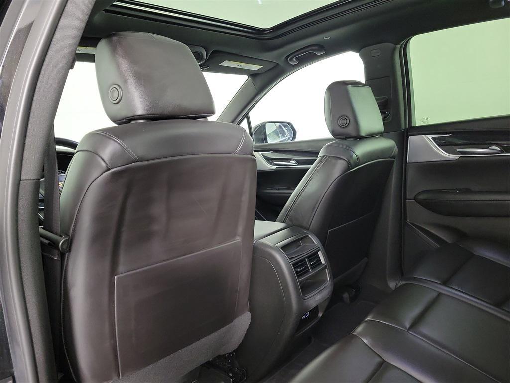 used 2023 Cadillac XT5 car, priced at $31,953