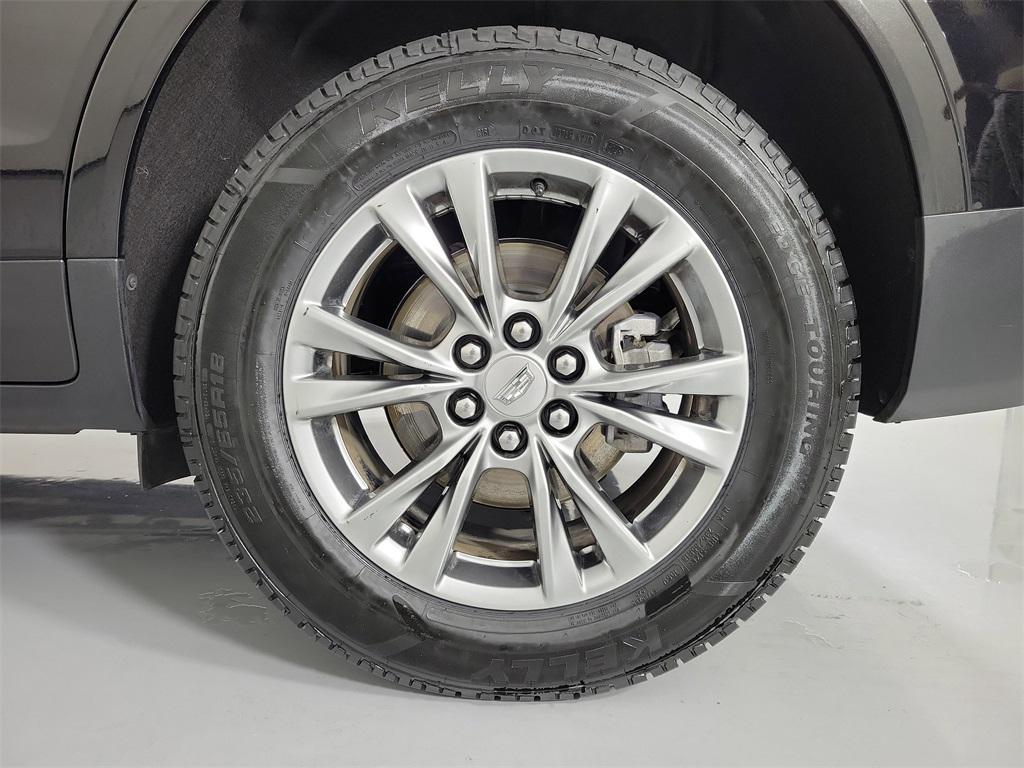 used 2023 Cadillac XT5 car, priced at $31,953