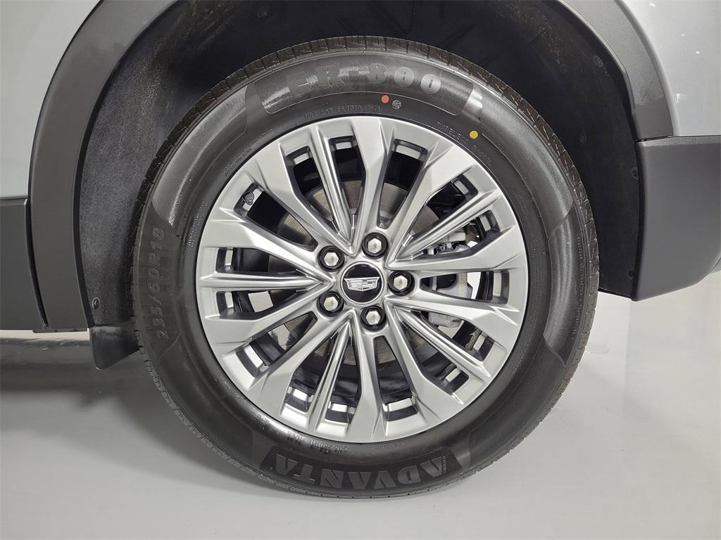 used 2025 Cadillac XT4 car, priced at $35,948