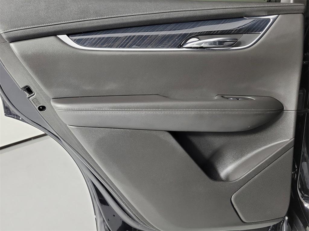 used 2020 Cadillac XT6 car, priced at $25,999