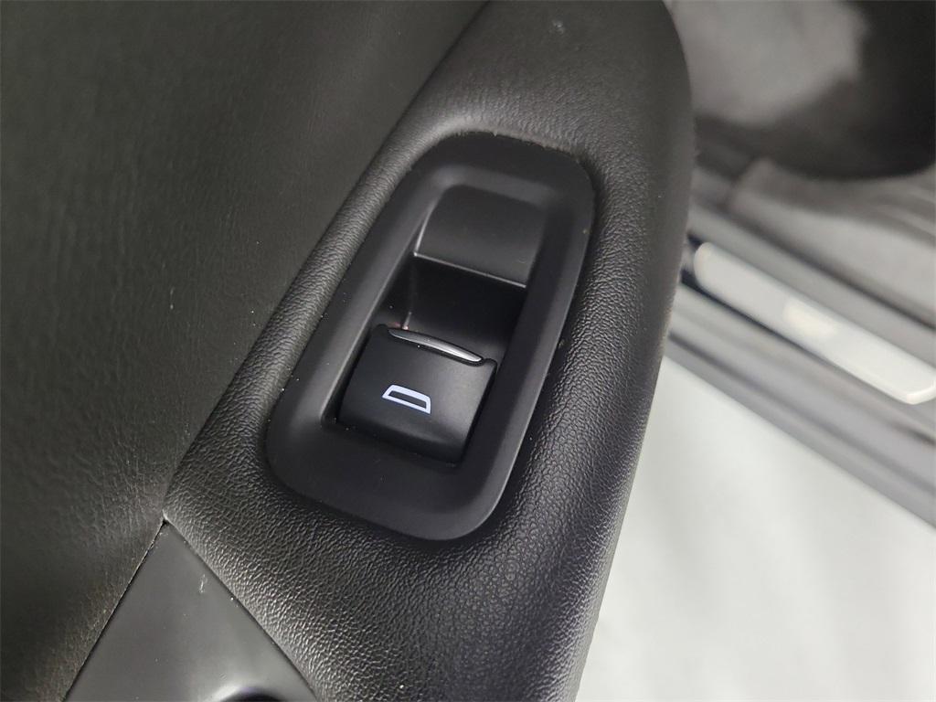 used 2020 Cadillac XT6 car, priced at $25,999