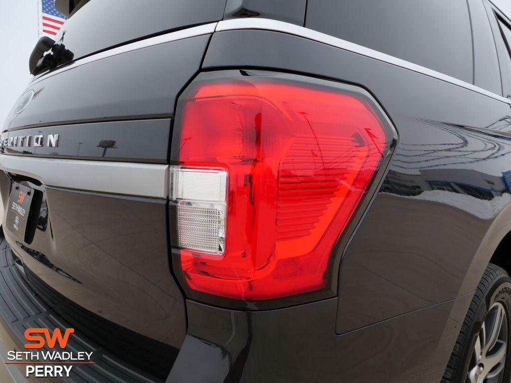 used 2022 Ford Expedition car, priced at $35,112