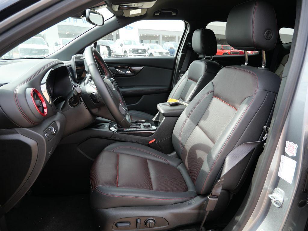 used 2025 Chevrolet Blazer car, priced at $33,699