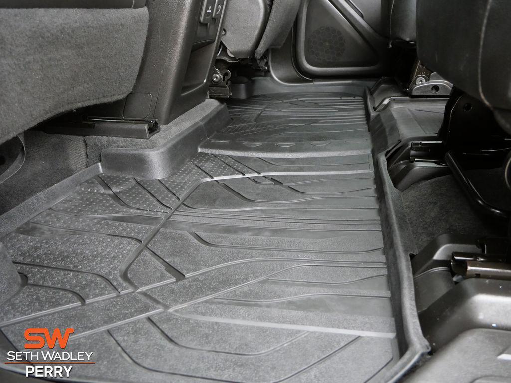 used 2021 Chevrolet Traverse car, priced at $27,868