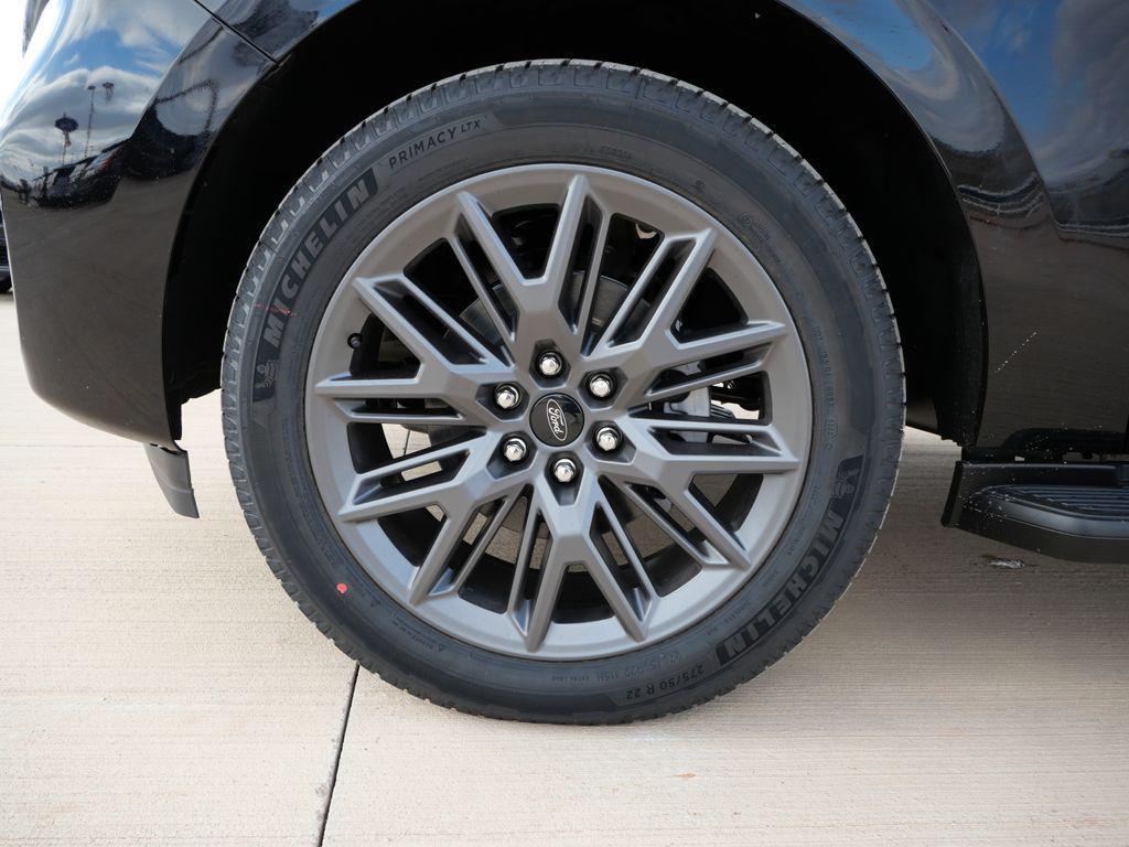 new 2026 Ford Expedition car, priced at $80,245