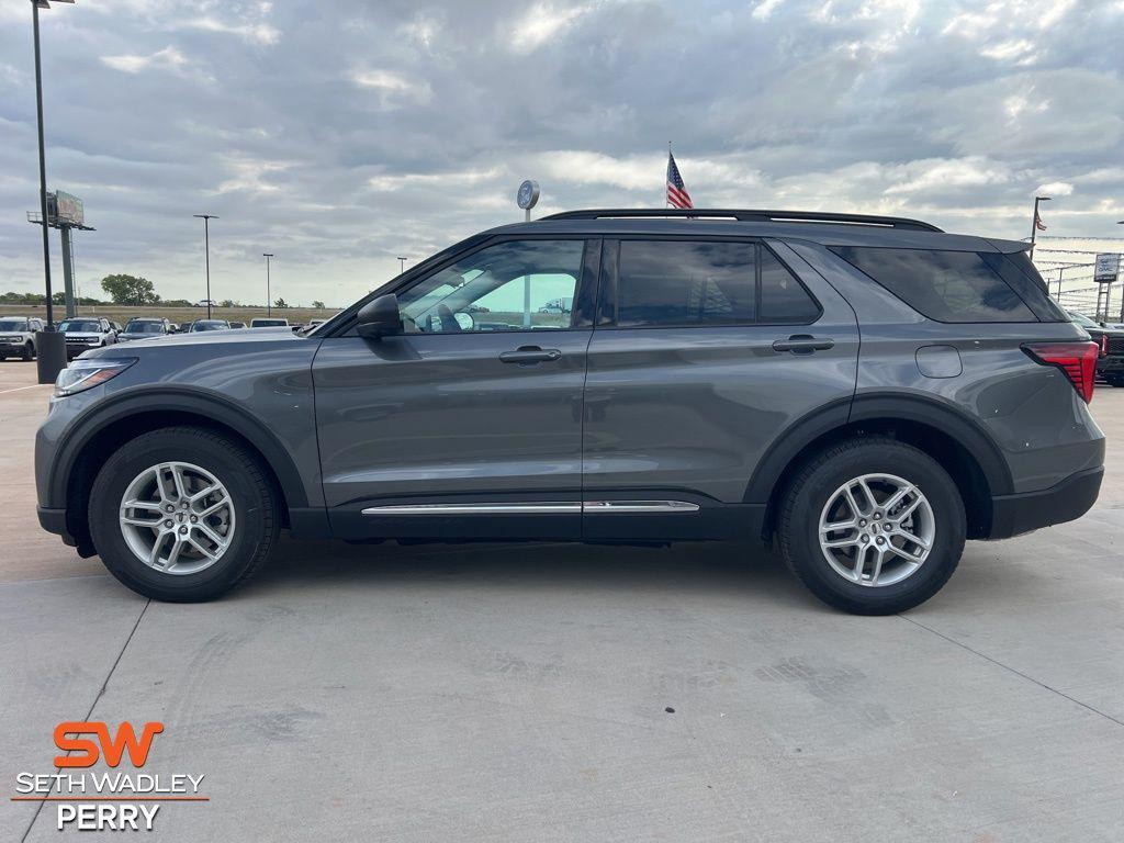 new 2025 Ford Explorer car, priced at $41,878