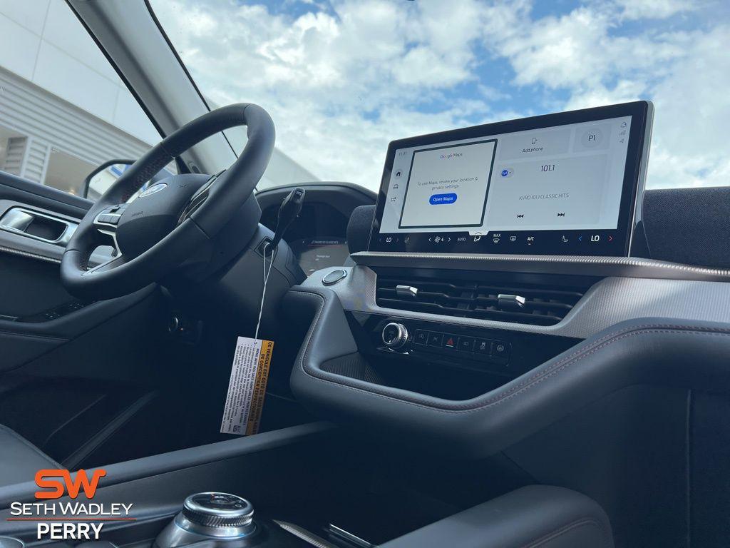 new 2025 Ford Explorer car, priced at $41,878