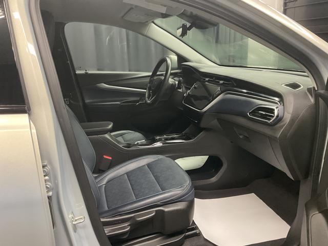 used 2022 Chevrolet Bolt EUV car, priced at $17,950