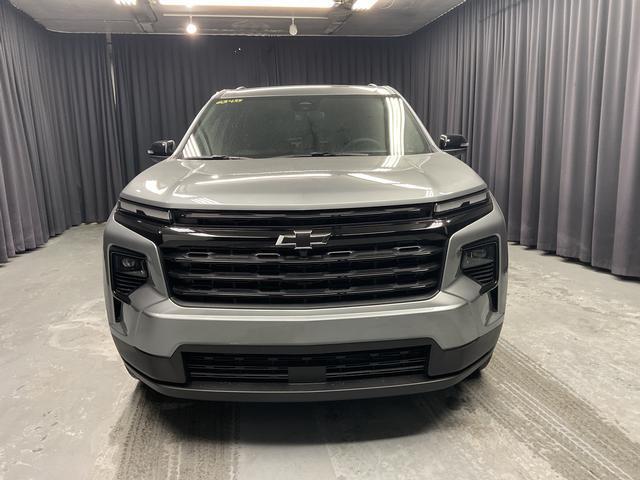 new 2026 Chevrolet Traverse car, priced at $42,500