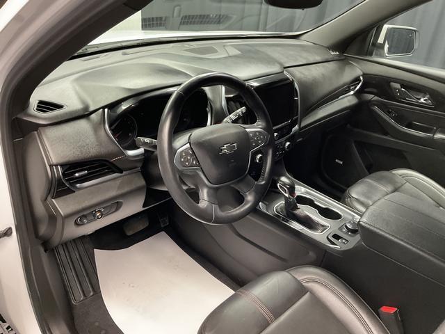 used 2022 Chevrolet Traverse car, priced at $27,950