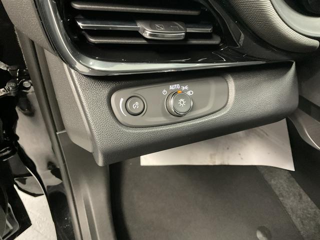 new 2025 Buick Envista car, priced at $27,995