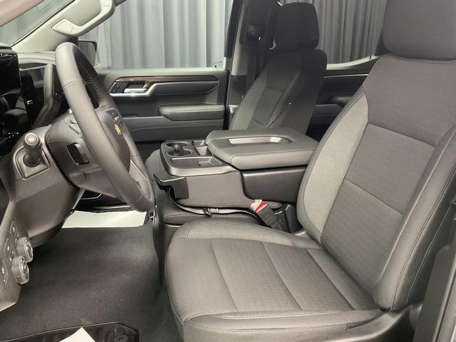 new 2026 Chevrolet Silverado 1500 car, priced at $43,380