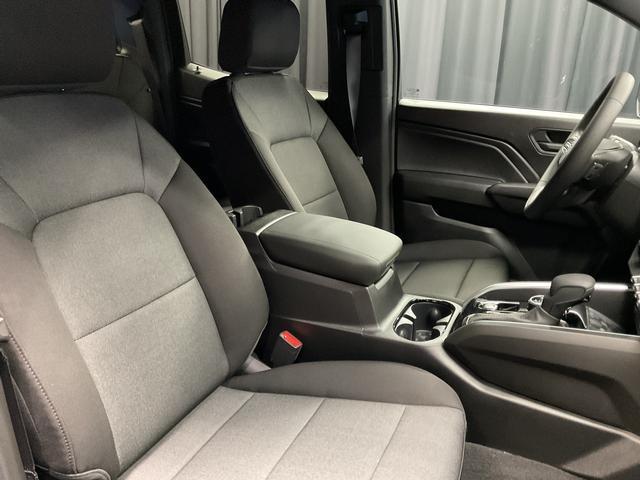 new 2026 Chevrolet Colorado car, priced at $37,300