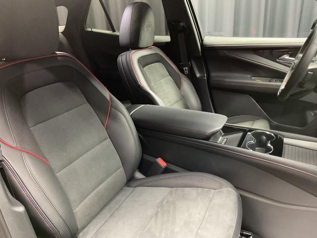 used 2025 Chevrolet Blazer EV car, priced at $27,550