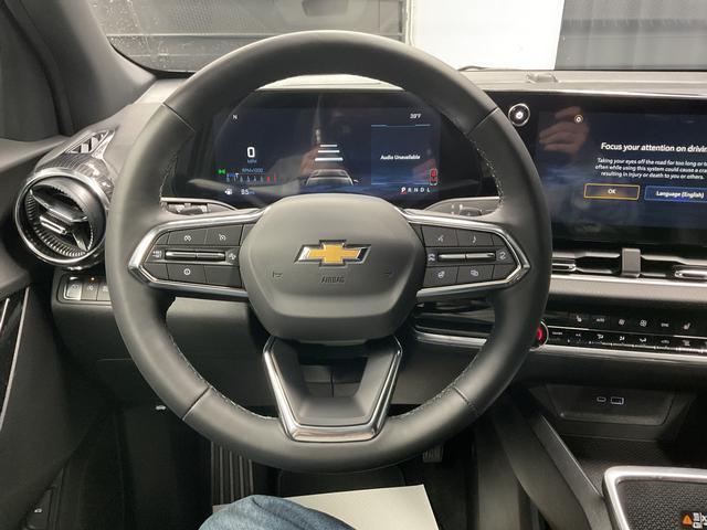 new 2026 Chevrolet Equinox car, priced at $29,698