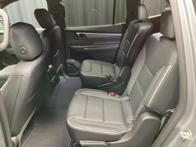 new 2026 Buick Enclave car, priced at $49,995