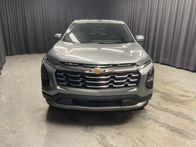 new 2026 Chevrolet Equinox car, priced at $26,280