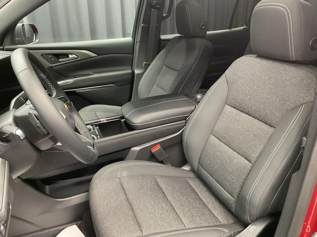 new 2026 Chevrolet Traverse car, priced at $41,700