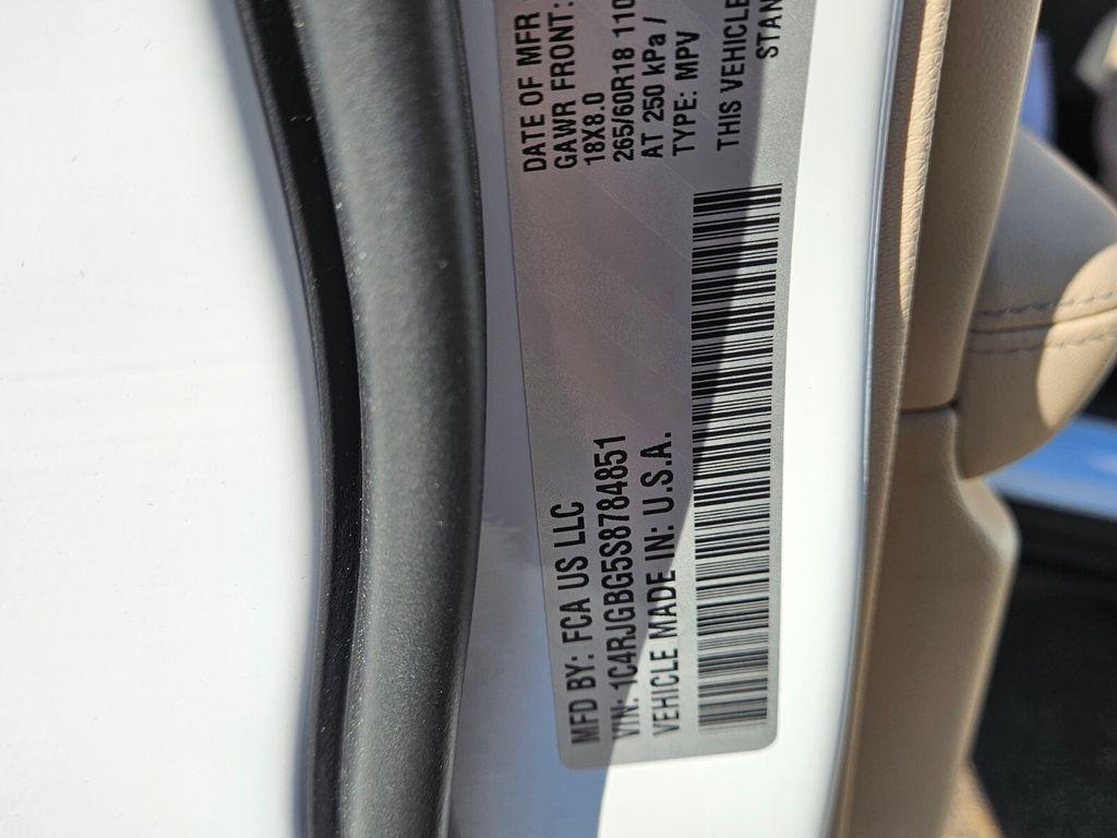 new 2025 Jeep Grand Cherokee car, priced at $37,389