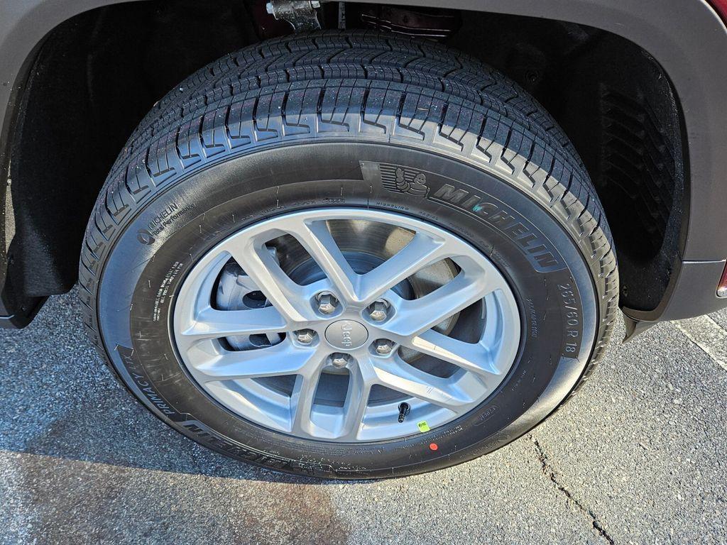 new 2025 Jeep Grand Cherokee L car, priced at $37,238