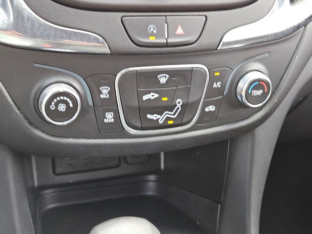 used 2023 Chevrolet Equinox car, priced at $19,520