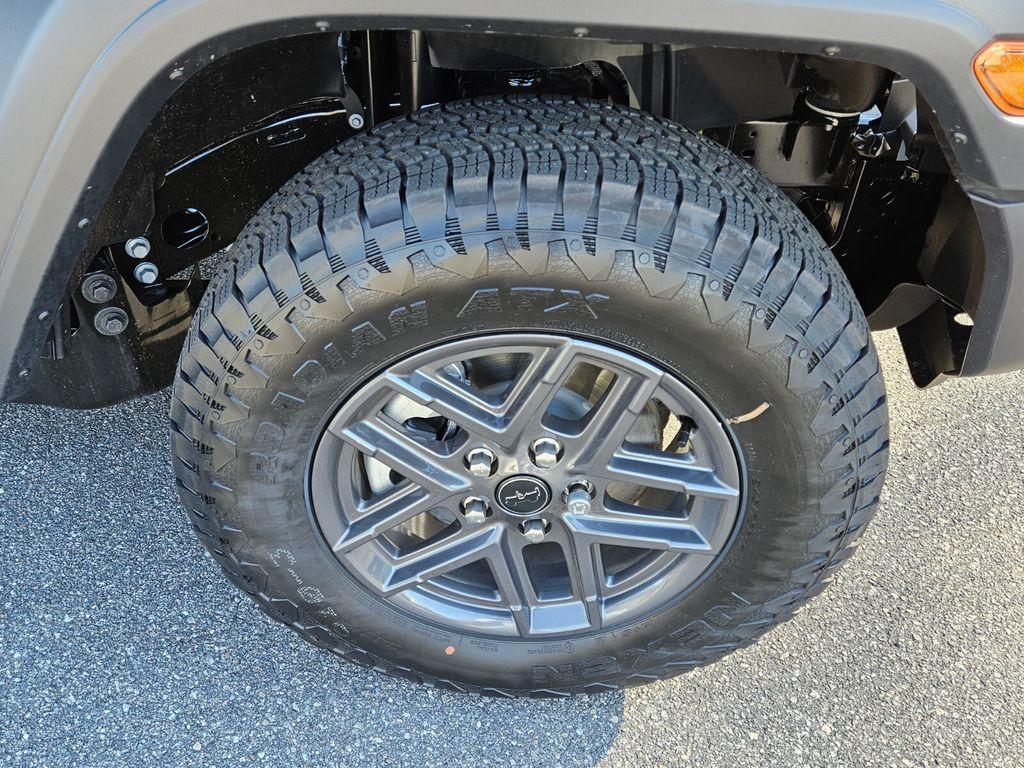 new 2026 Jeep Wrangler car, priced at $43,211