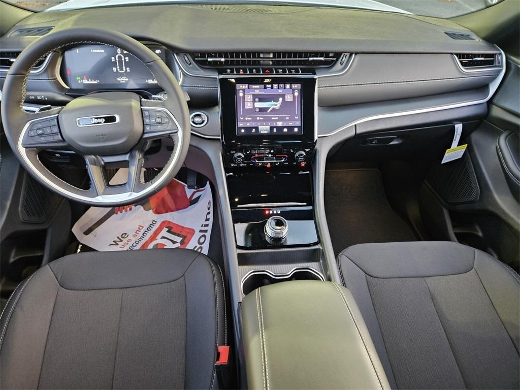 new 2025 Jeep Grand Cherokee L car, priced at $36,362