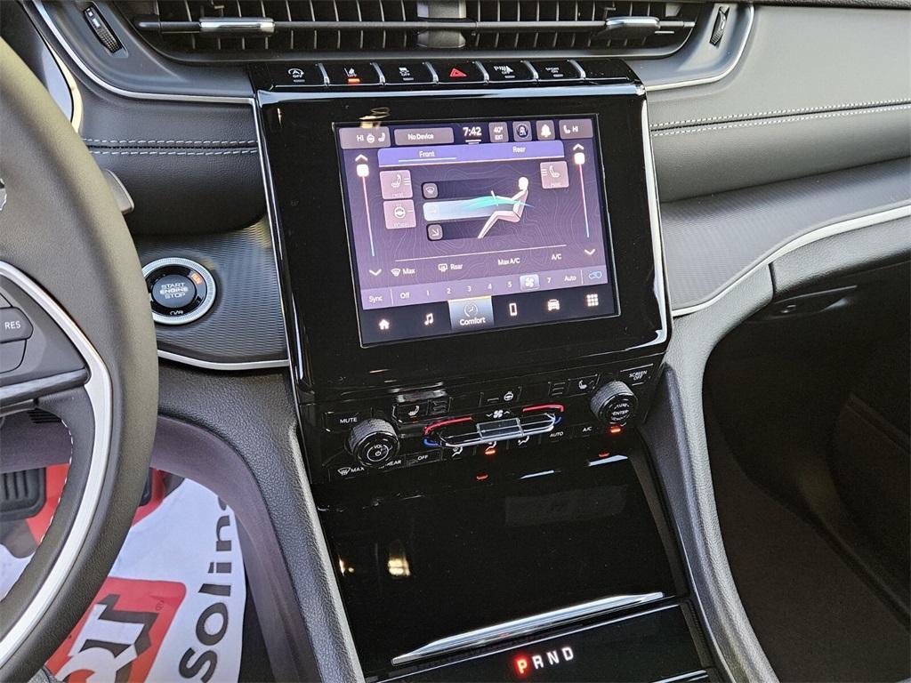 new 2025 Jeep Grand Cherokee L car, priced at $36,362