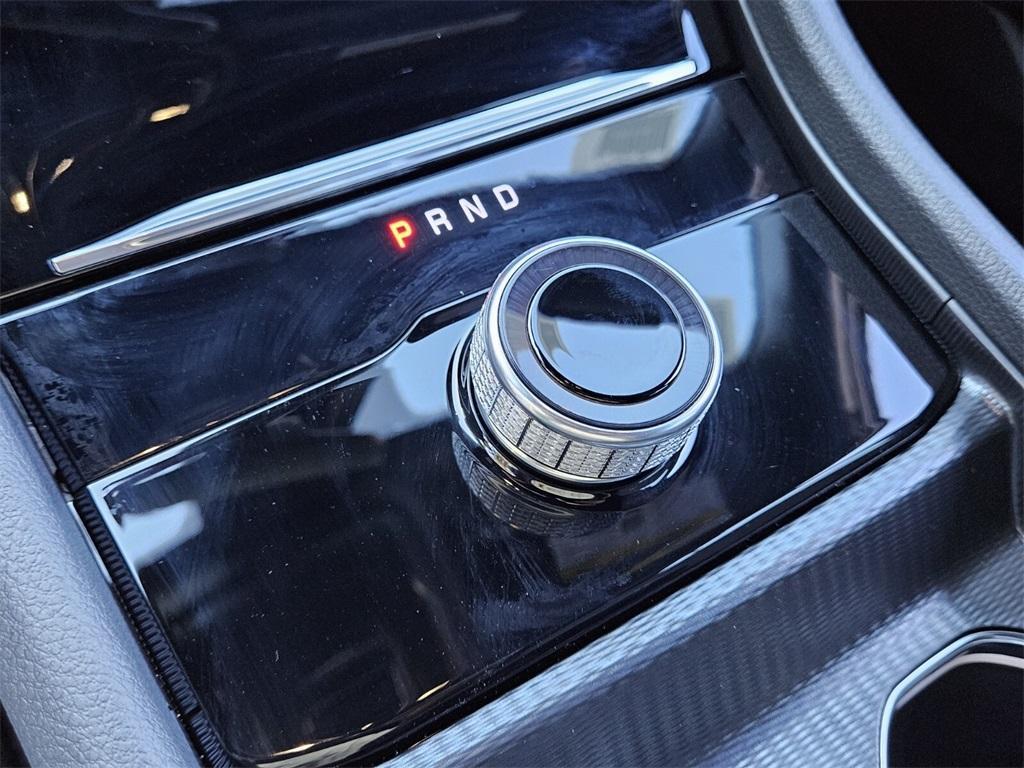 new 2025 Jeep Grand Cherokee car, priced at $34,721