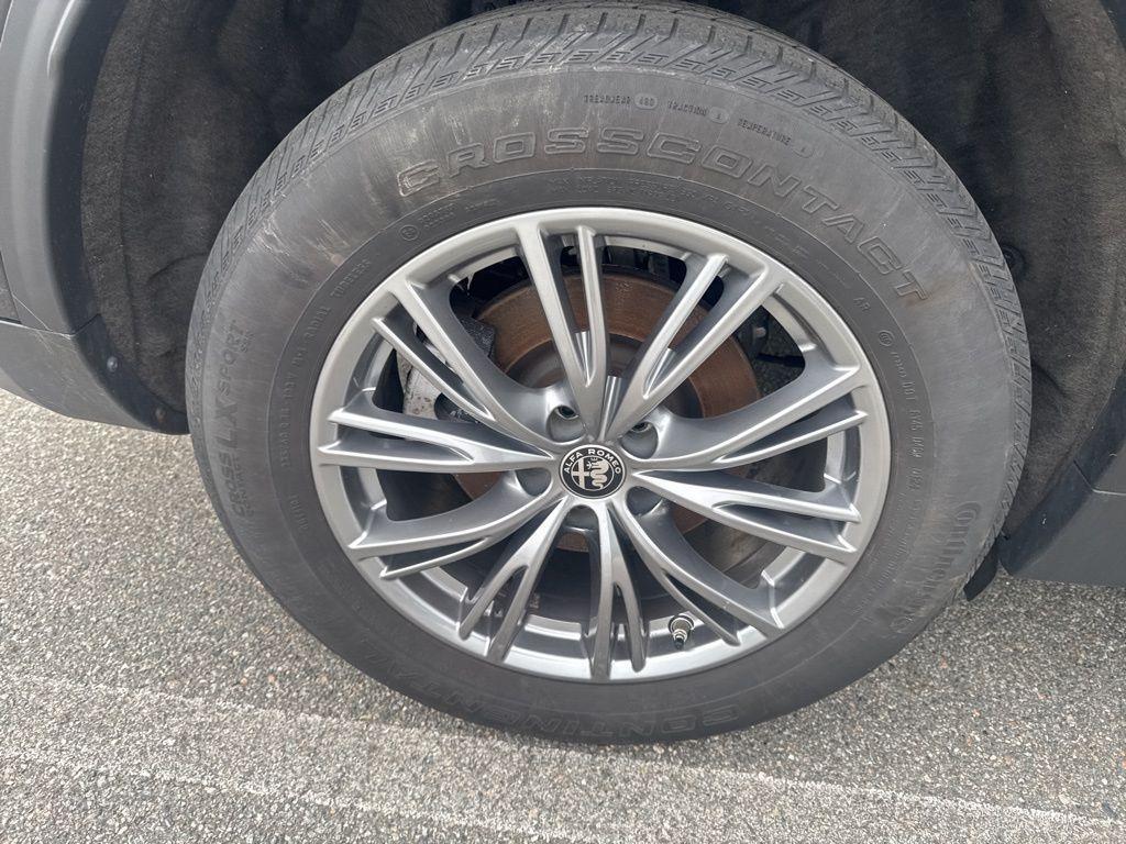 used 2024 Alfa Romeo Stelvio car, priced at $21,920