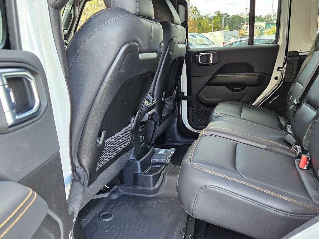 new 2026 Jeep Wrangler car, priced at $50,077