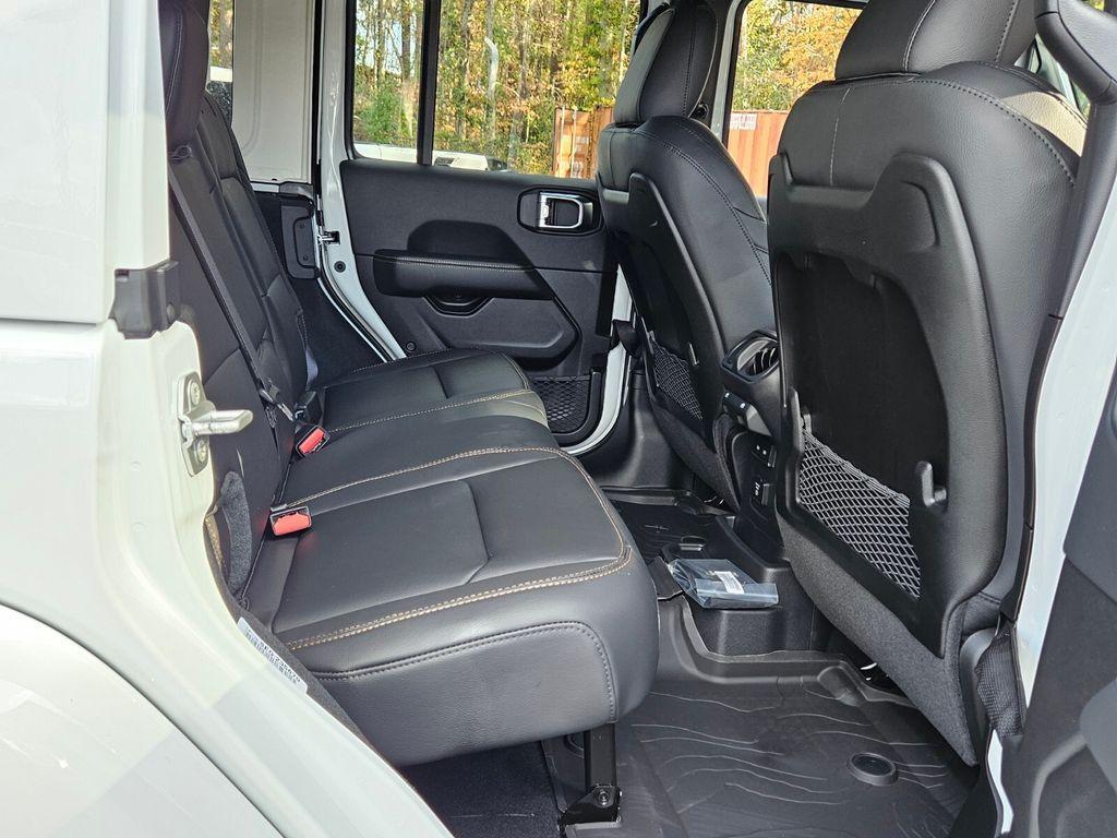 new 2026 Jeep Wrangler car, priced at $50,077